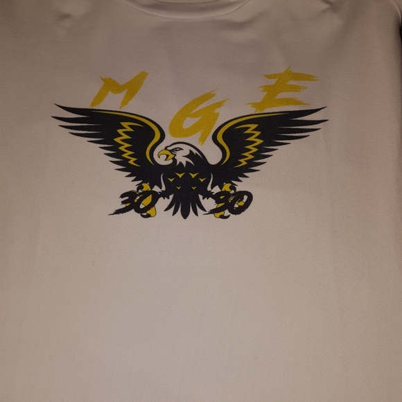 Shirts with Design prints - Picture 4 of 4